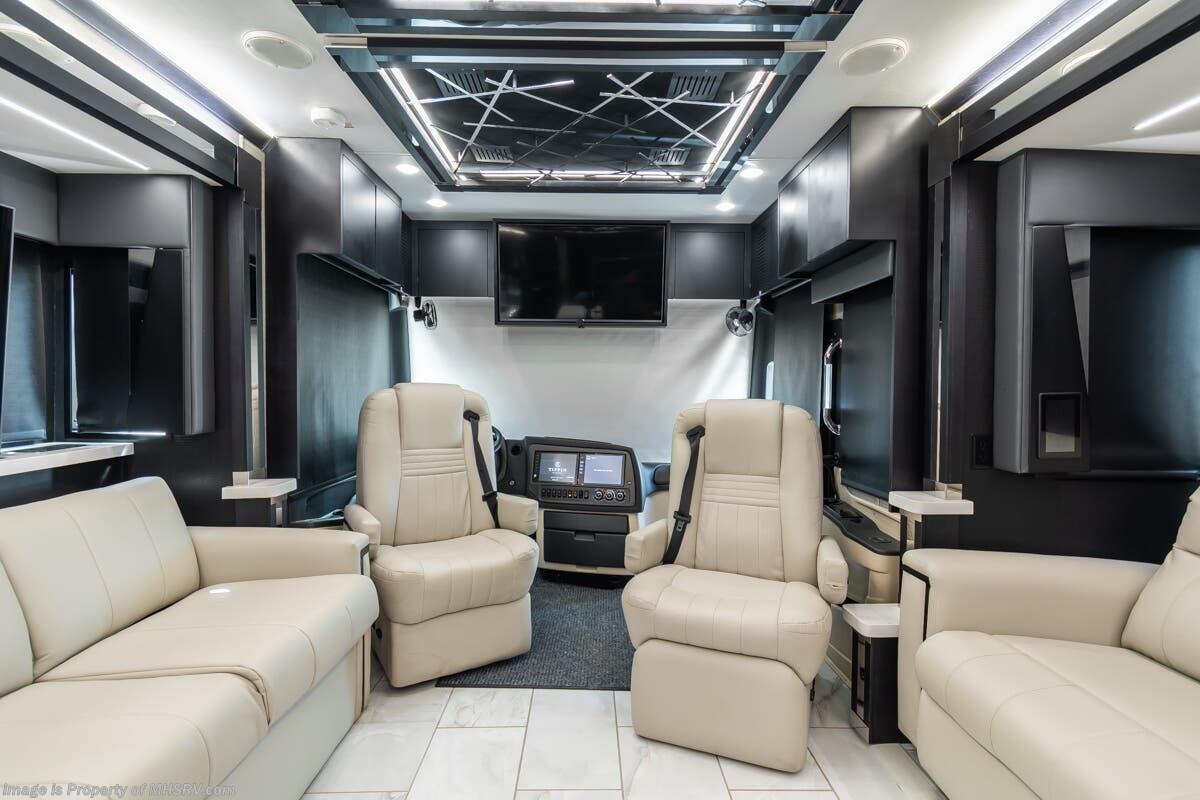 2024 Zephyr 45FZ by Tiffin from Motor Home Specialist in Alvarado, Texas