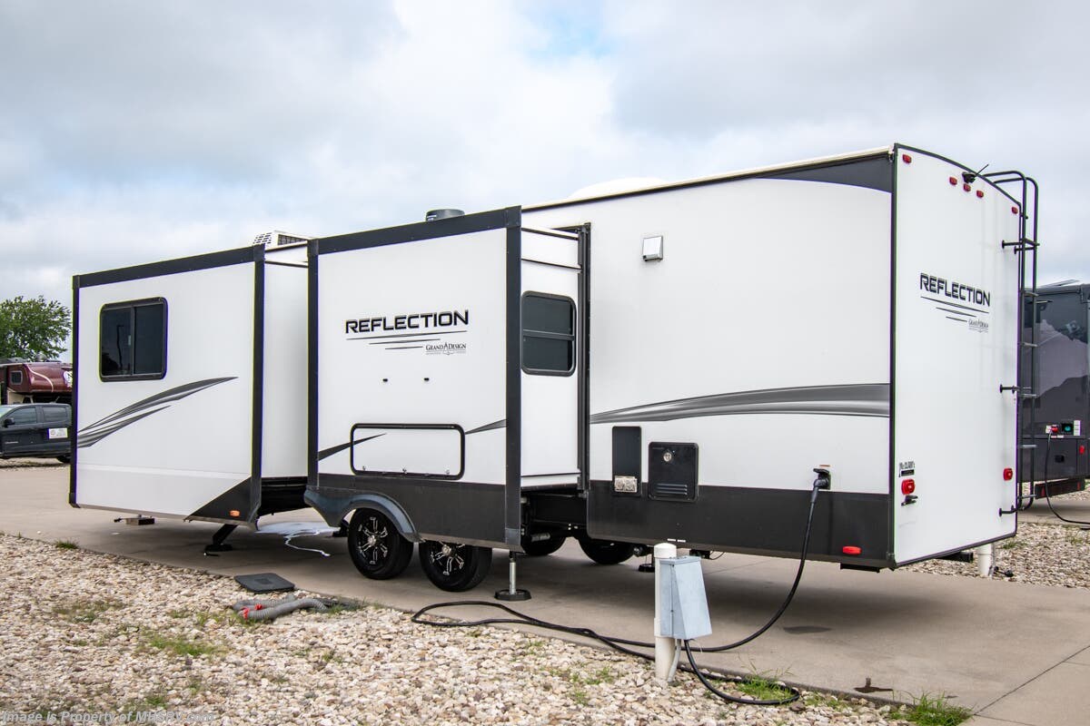 Used 2025 Grand Design Reflection 322FKTS available in Alvarado, Texas