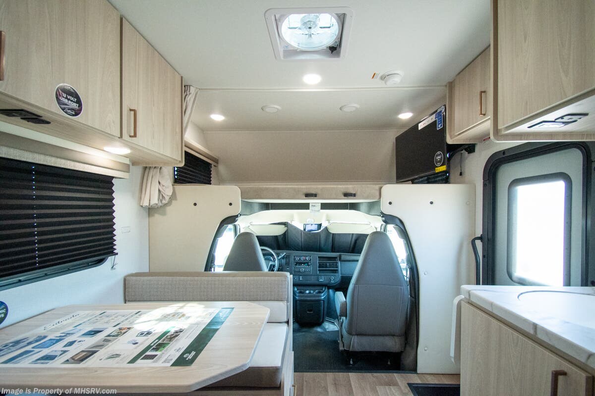 2027 Entrada 210NS by East to West from Motor Home Specialist in Alvarado, Texas