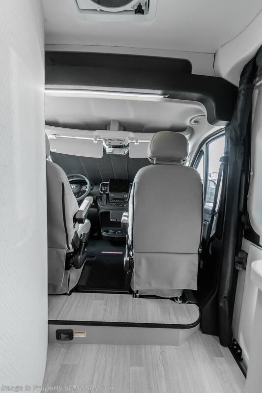2027 Tellaro 20Y by Thor Motor Coach from Motor Home Specialist in Alvarado, Texas