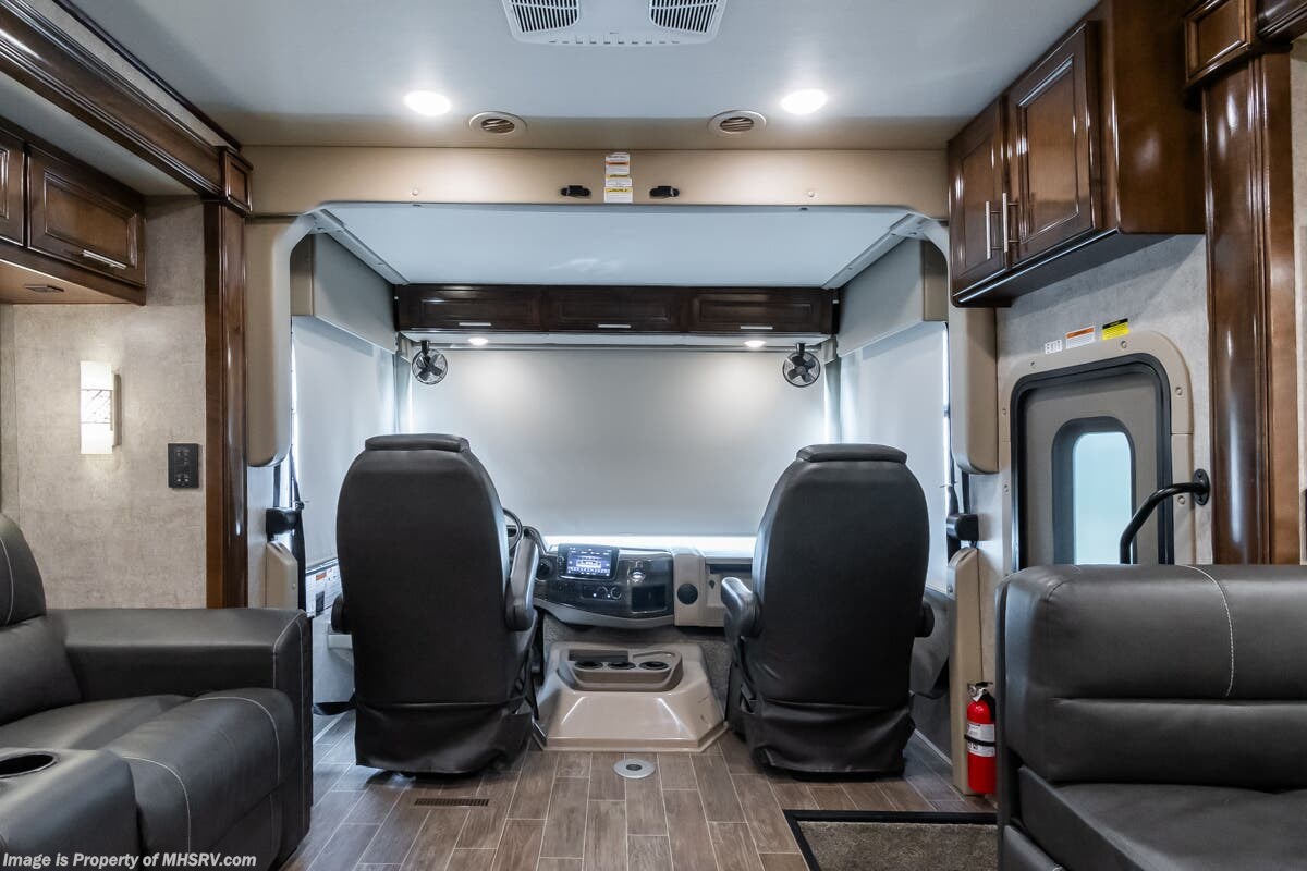 2020 Miramar 35.4 by Thor Motor Coach from Motor Home Specialist in Alvarado, Texas