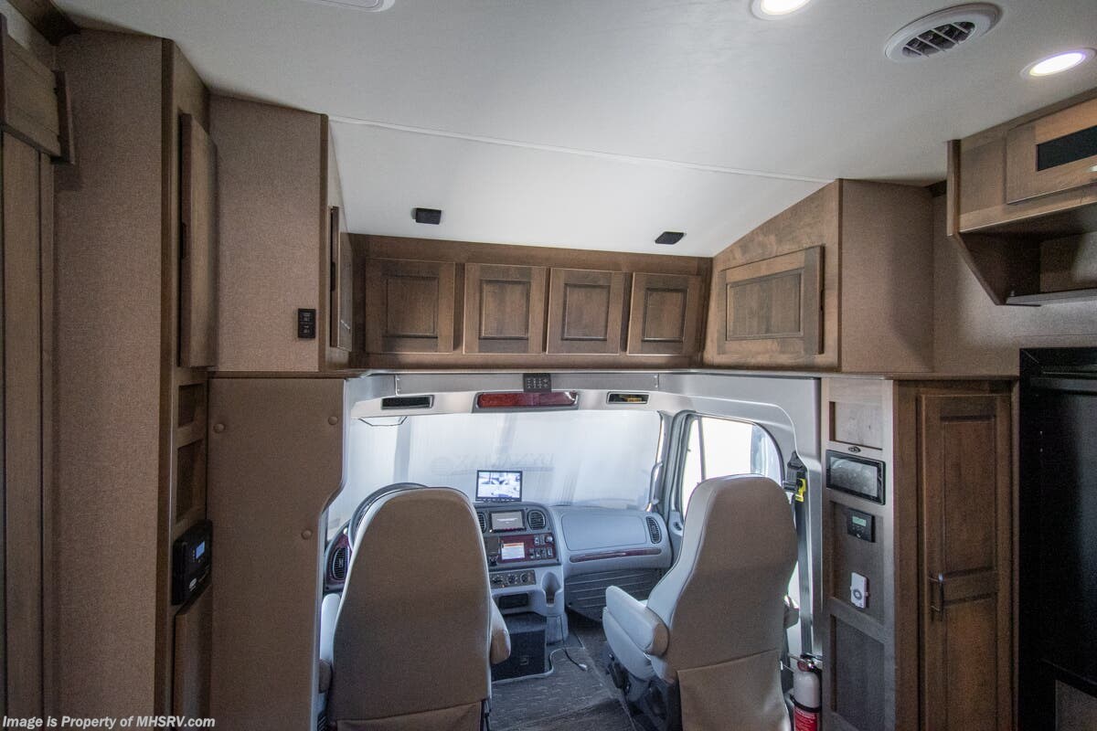 Used 2022 Dynamax Corp DX3 37BD available in Alvarado, Texas