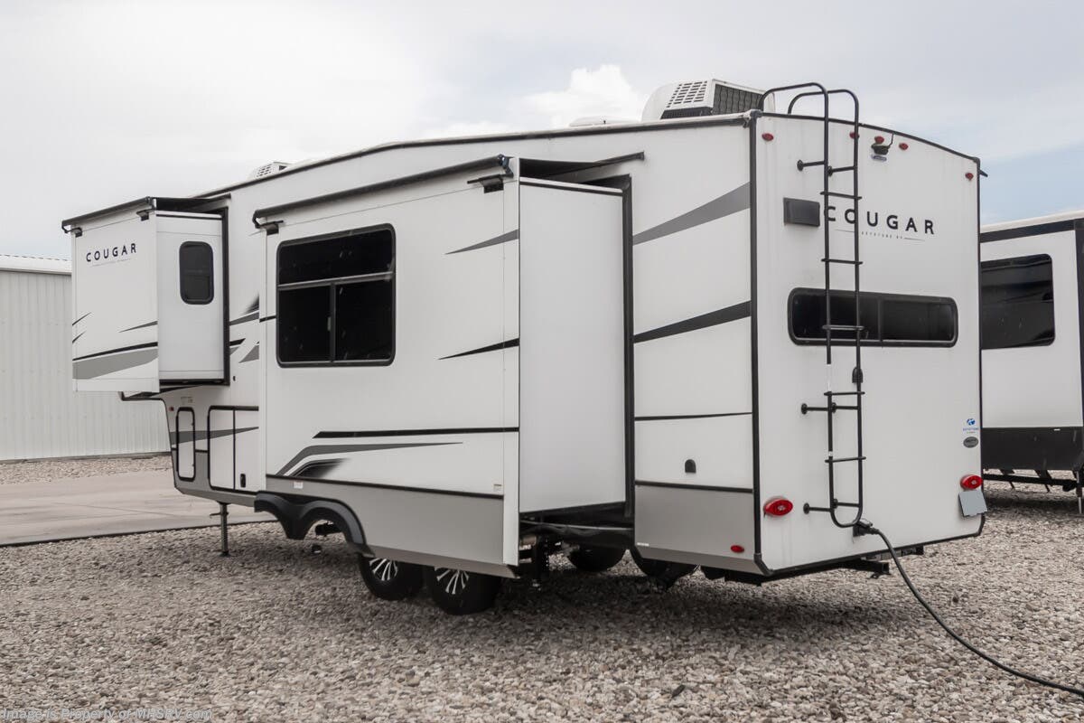 Used 2025 Keystone Cougar 260MLE available in Alvarado, Texas