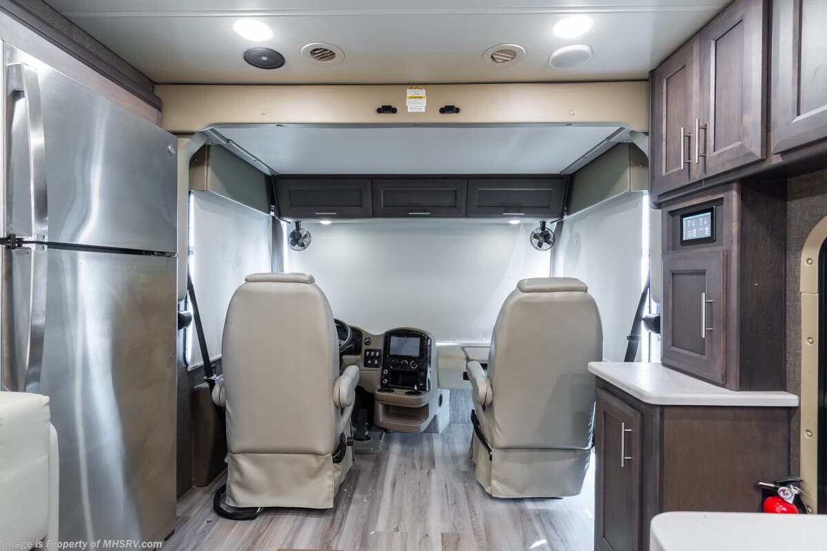 2021 Palazzo 36.3 by Thor Motor Coach from Motor Home Specialist in Alvarado, Texas
