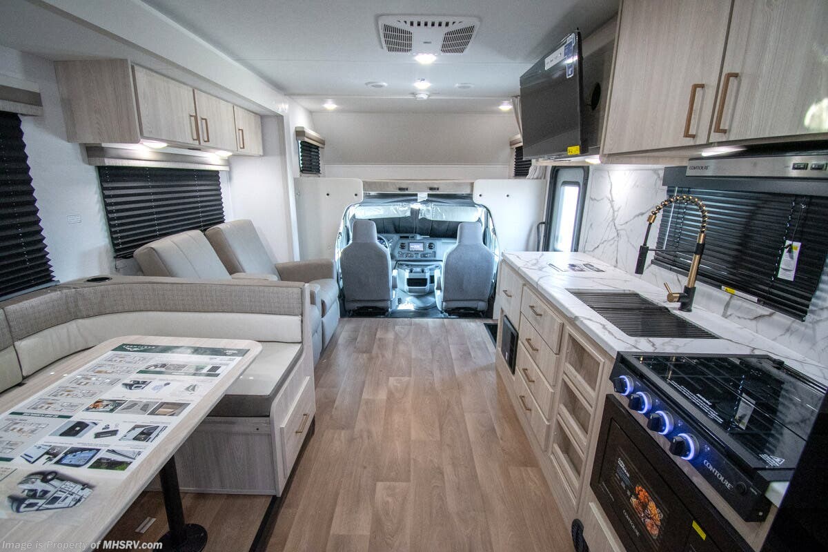 2027 East to West Entrada 2950OK - New Class C For Sale by Motor Home Specialist in Alvarado, Texas features Theater Seating, 50 Amp Service