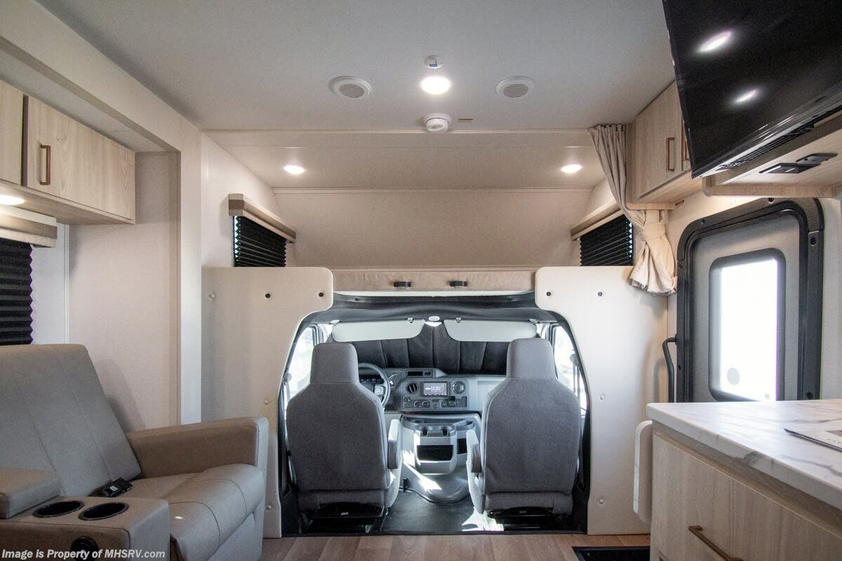 2027 Entrada 2950OK by East to West from Motor Home Specialist in Alvarado, Texas