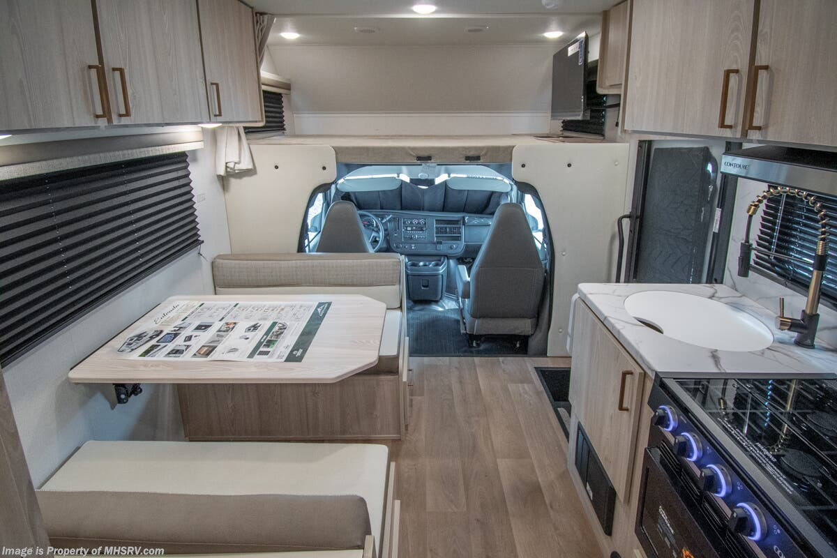 2027 East to West Entrada 210NS - New Class C For Sale by Motor Home Specialist in Alvarado, Texas