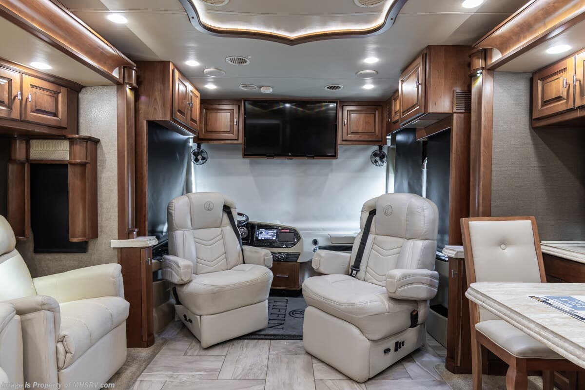 2018 Allegro Bus 40AP by Tiffin from Motor Home Specialist in Alvarado, Texas