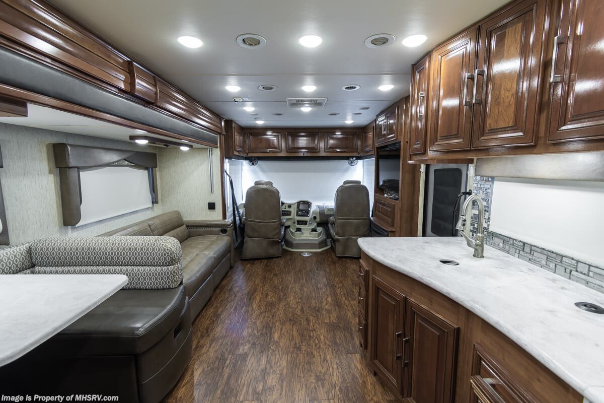 2017 Coachmen Mirada Select 37TB - Used Class A For Sale by Motor Home Specialist in Alvarado, Texas features Bath & 1/2