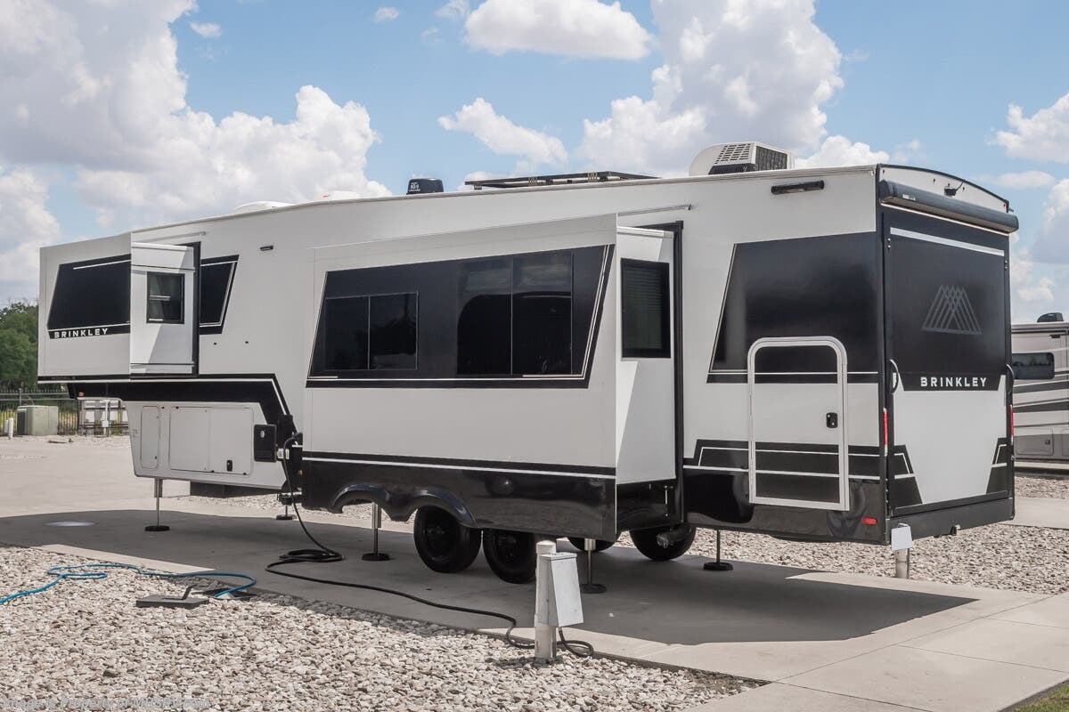 Used 2025 Brinkley RV Model Z 3400 available in Alvarado, Texas