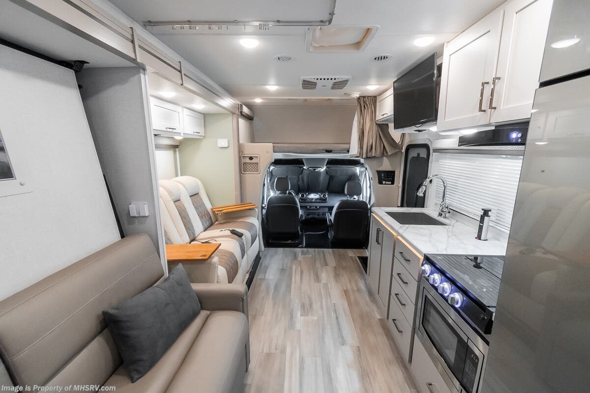 2026 Thor Motor Coach Geneva 24VP - Used Class C For Sale by Motor Home Specialist in Alvarado, Texas features Theater Seating