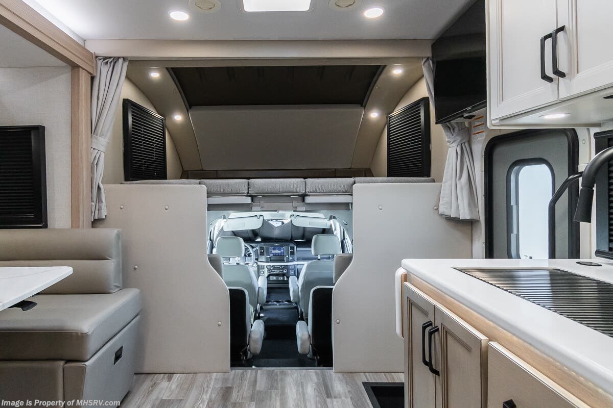 2027 Magnitude Grand C33 by Thor Motor Coach from Motor Home Specialist in Alvarado, Texas