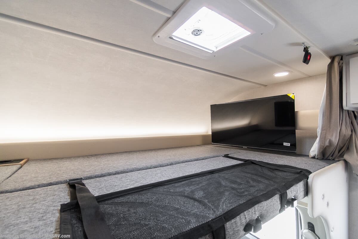 New 2027 Thor Motor Coach Outlaw 29T available in Alvarado, Texas