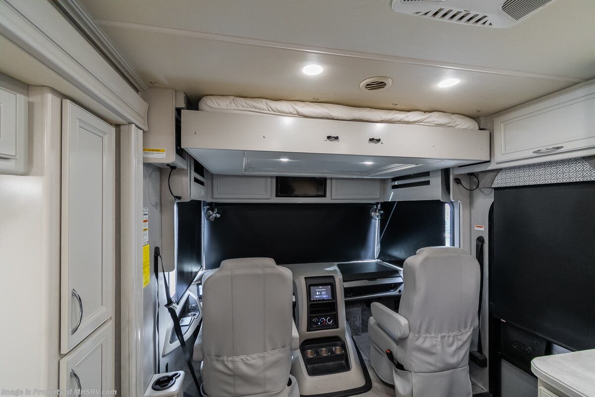 Used 2022 Fleetwood Bounder 35K available in Alvarado, Texas
