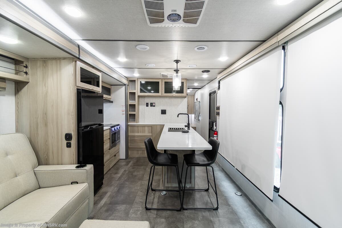 2025 Forest River Salem FSX 28VC - Used Travel Trailer For Sale by Motor Home Specialist in Alvarado, Texas features Theater Seating