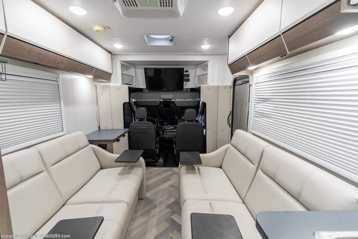 2024 Coachmen Cross Trail 20BH - Used Class C For Sale by Motor Home Specialist in Alvarado, Texas