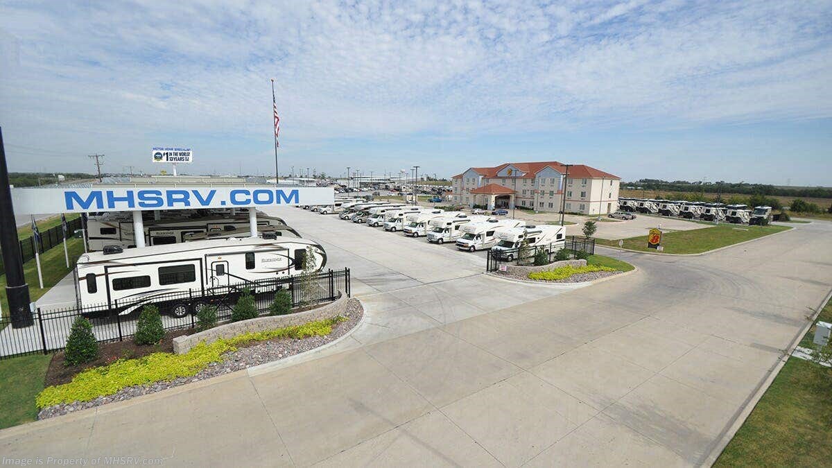 2027 Entegra Coach Expanse 21L RV for Sale in Alvarado, TX 76009 ...