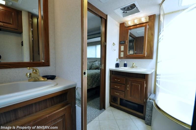 2003 National RV Islander W/2 Slides (9402) Used RV for Sale