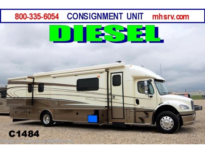 2012 Dynamax Corp Dynaquest XL (390) W/3 Slides includ. Full Wall Super ...