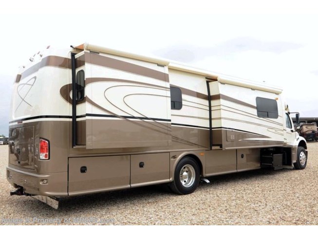2012 Dynamax Corp Dynaquest XL (390) W/3 Slides includ. Full Wall Super ...