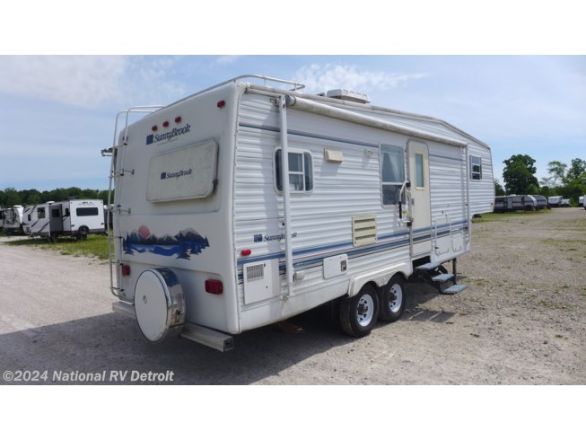 2000 27RKFS by SunnyBrook from National RV Detroit in Belleville, Michigan
