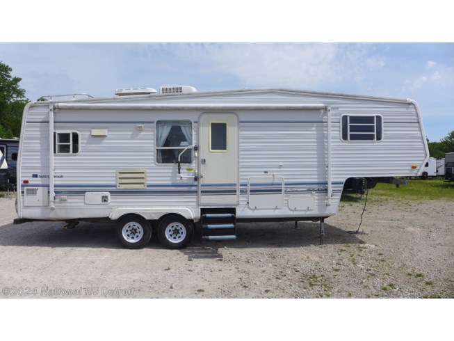 2000 SunnyBrook 27RKFS - Used Fifth Wheel For Sale by National RV Detroit in Belleville, Michigan