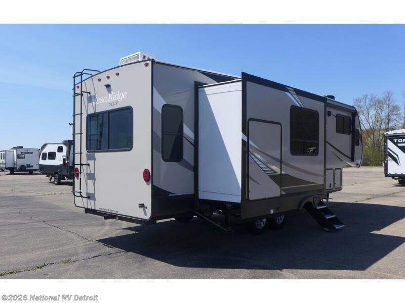 New 2022 Highland Ridge Mesa Ridge XLT MF264RLS available in Belleville, Michigan
