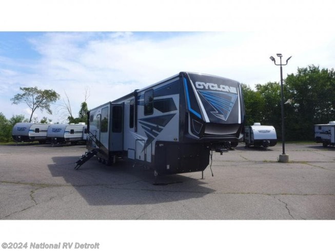 New 2023 Heartland Cyclone 4006 available in Belleville, Michigan