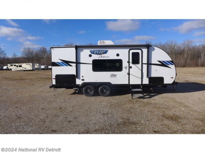2023 Salem Cruise Lite 19DBXL by Forest River from National RV Detroit in Belleville, Michigan