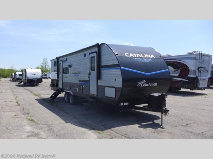 New 2023 Coachmen Catalina Legacy 263BHSCK available in Belleville, Michigan