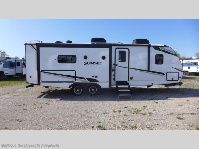 2023 Sunset Trail 285CK by CrossRoads from National RV Detroit in Belleville, Michigan