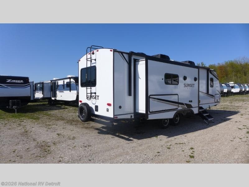 2023 CrossRoads Sunset Trail 285CK RV for Sale in Belleville, MI 48111