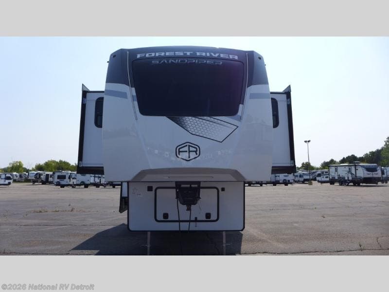 2025 Sandpiper 3990FL by Forest River from National RV Detroit in Belleville, Michigan