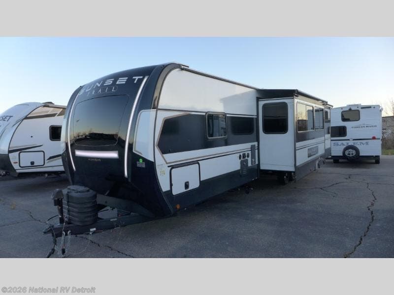 2026 Sunset Trail 331BH by CrossRoads from National RV Detroit in Belleville, Michigan