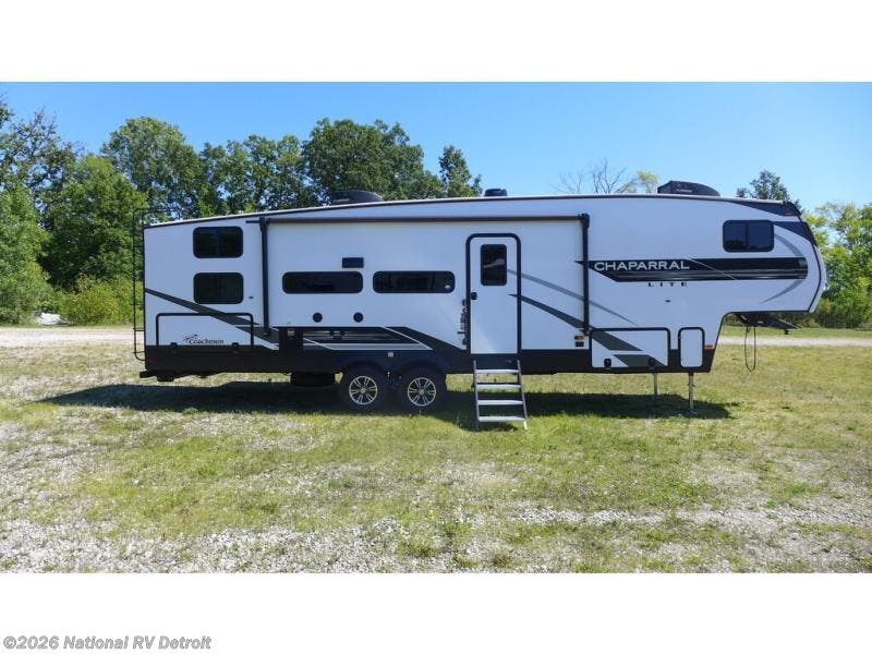 New 2022 Coachmen Chaparral Lite 274BH available in Belleville, Michigan