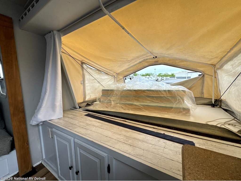 2007 Forest River Rockwood Roo 21SS - Used Travel Trailer For Sale by National RV Detroit in Belleville, Michigan