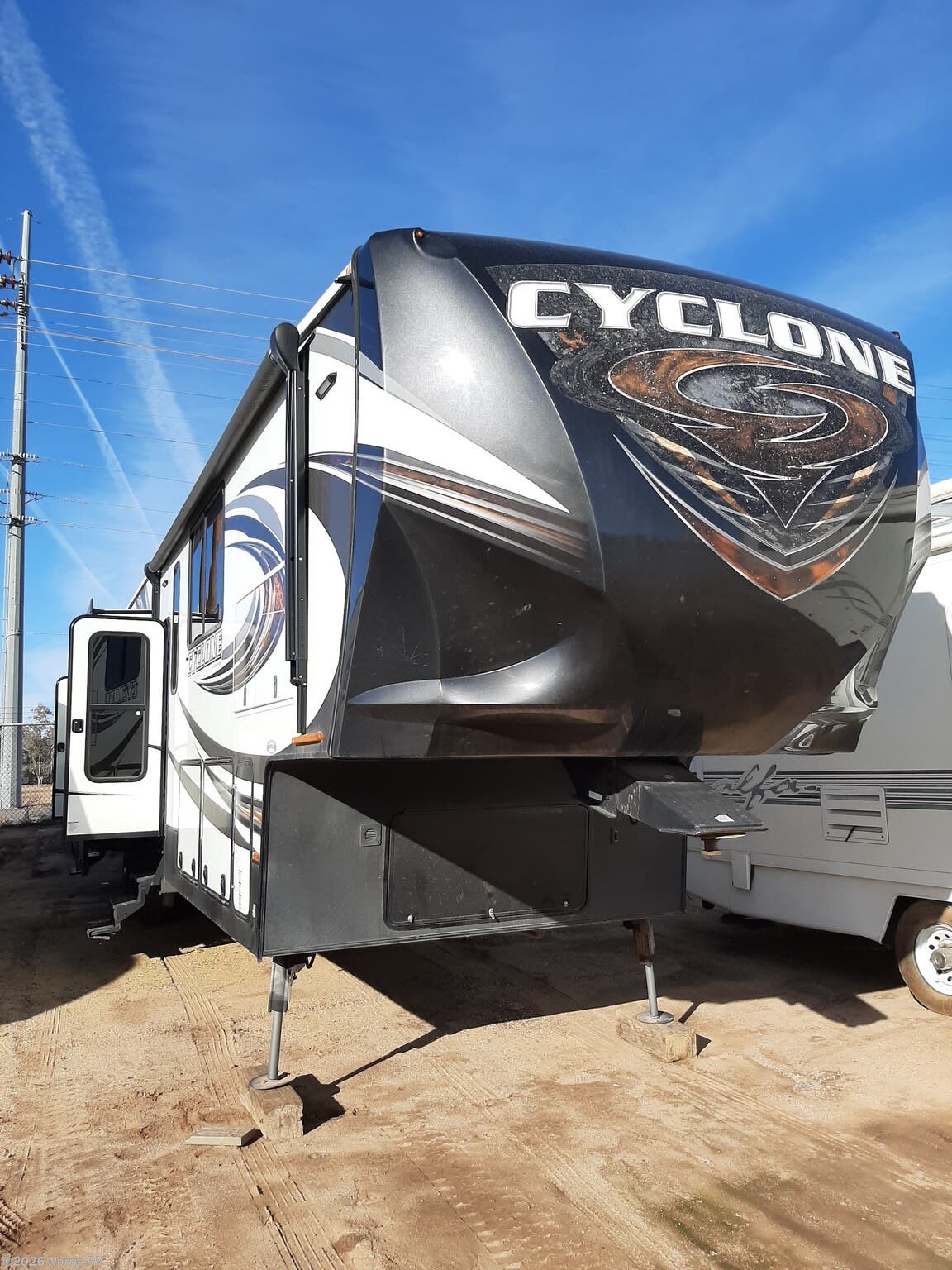 #12814 - 2016 Heartland Cyclone CY 4150 Toy Hauler for sale in Casa ...