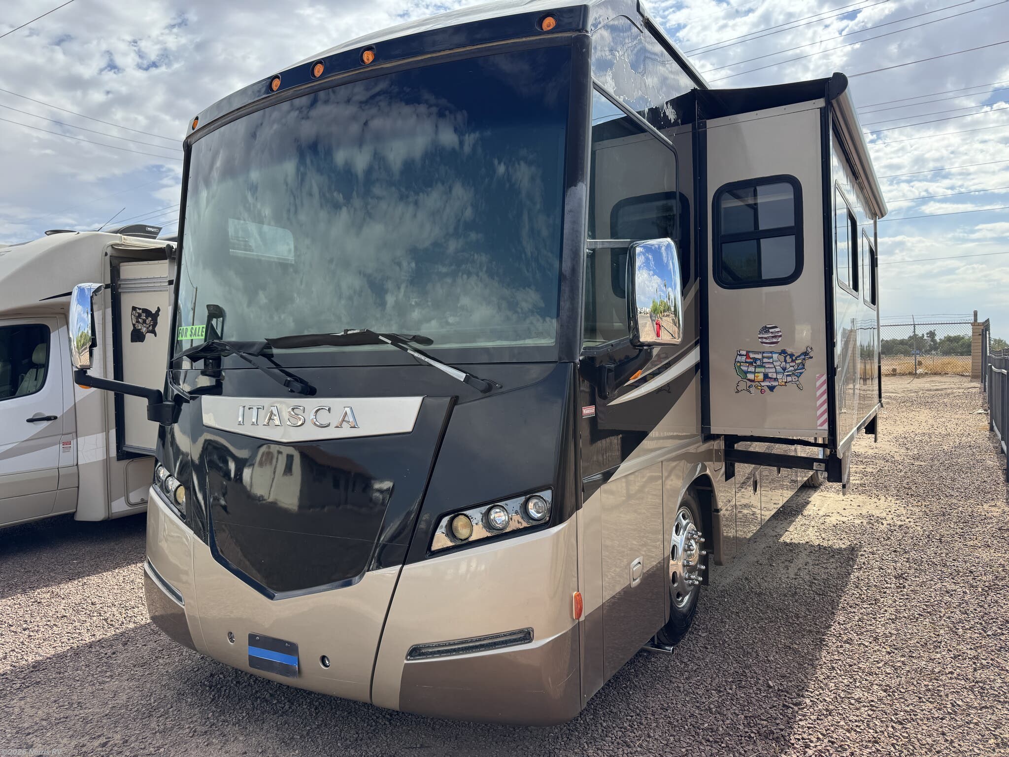 2013 Itasca Meridian 36M - Used Diesel Pusher For Sale by Norris RV in Casa Grande, Arizona features Power Awning, LED HDTV, Generator, TV, Full Body Paint