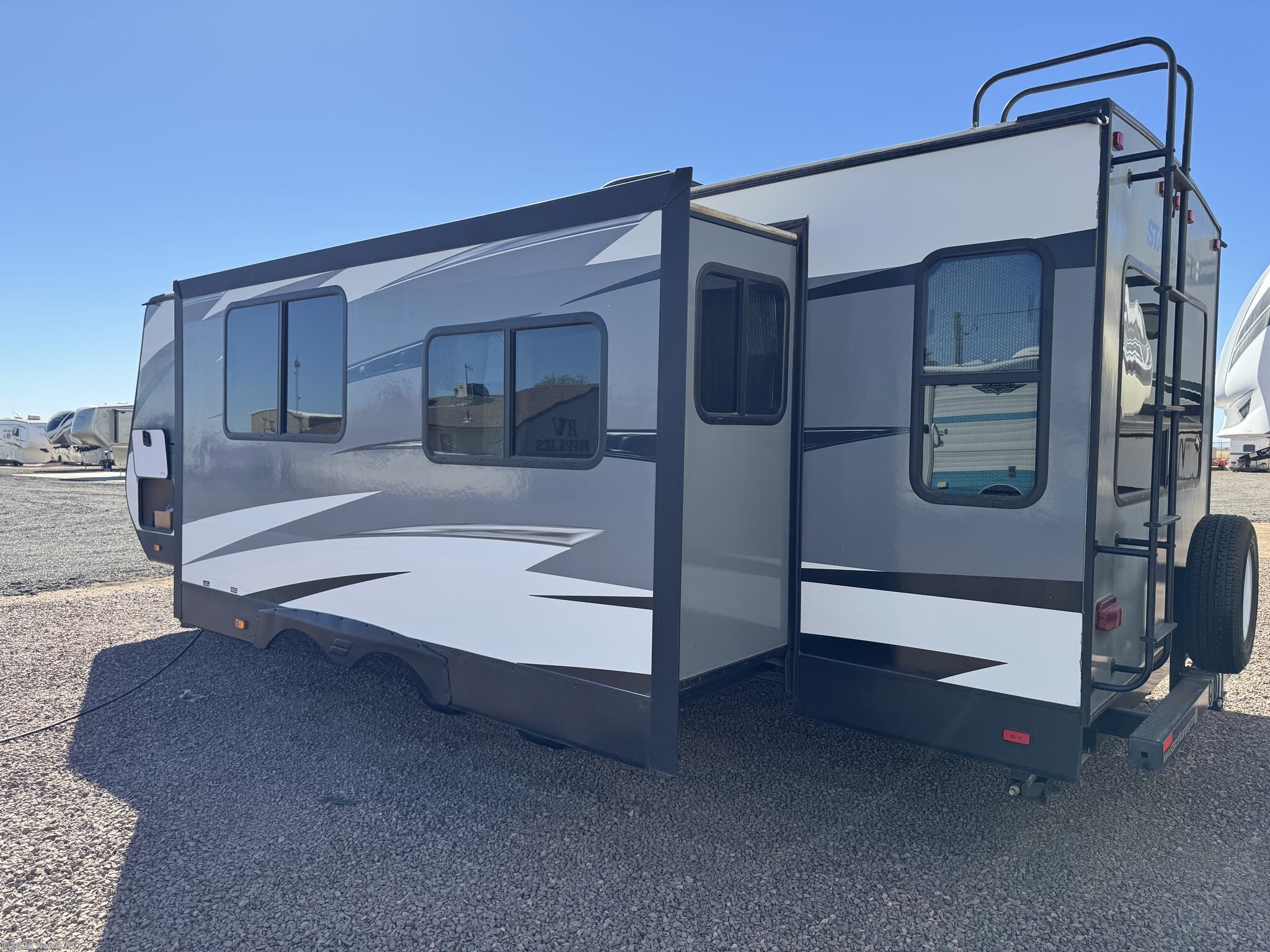 2018 Launch Ultra Lite 26RLS by Starcraft from Norris RV in Casa Grande, Arizona