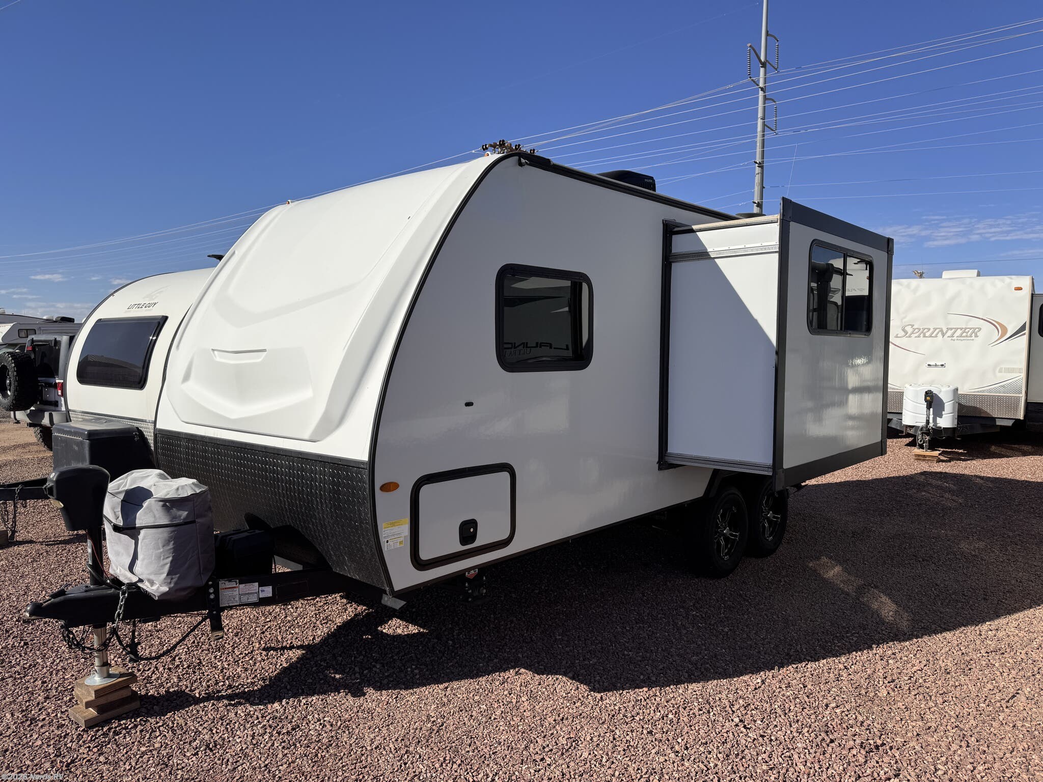 Used 2021 Winnebago Micro Minnie 2108TB available in Casa Grande, Arizona