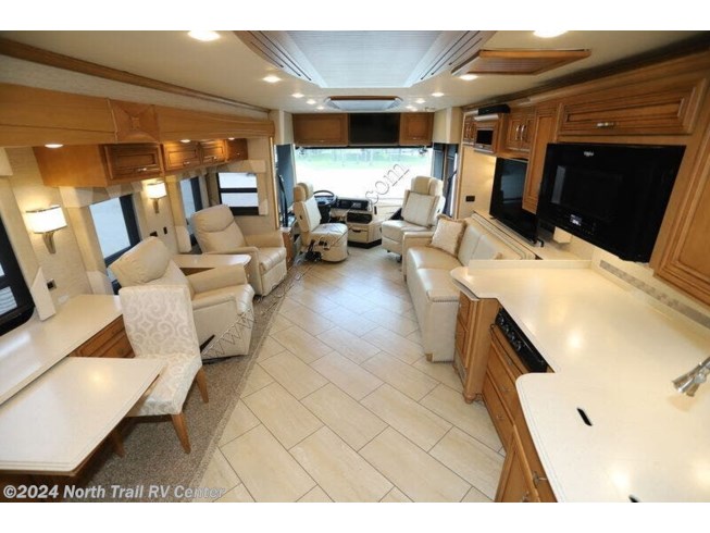 2018 Ventana LE by Newmar from North Trail RV Center in Fort Myers, Florida