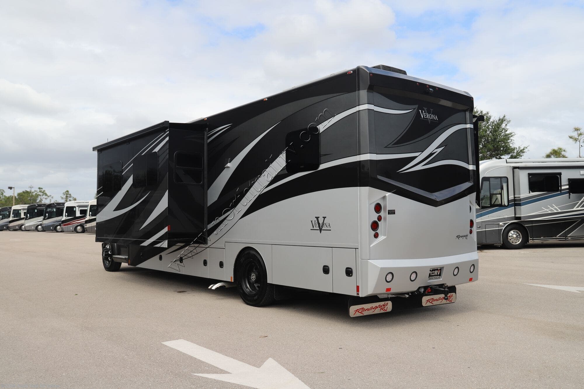 2023 Renegade RV Verona 36VSB RV for Sale in Fort Myers, FL 33905