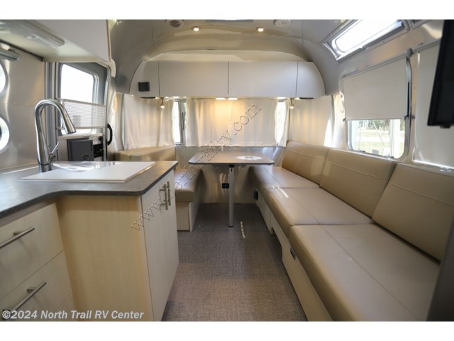 2023 Flying Cloud 27FB by Airstream from North Trail RV Center in Fort Myers, Florida