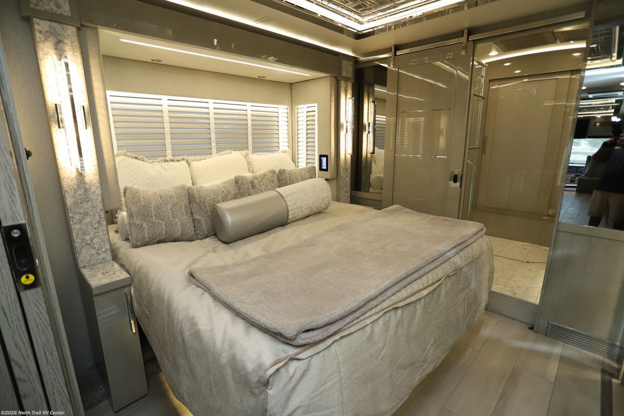 2023 Newmar King Aire 4558 RV for Sale in Fort Myers, FL 33905 14886