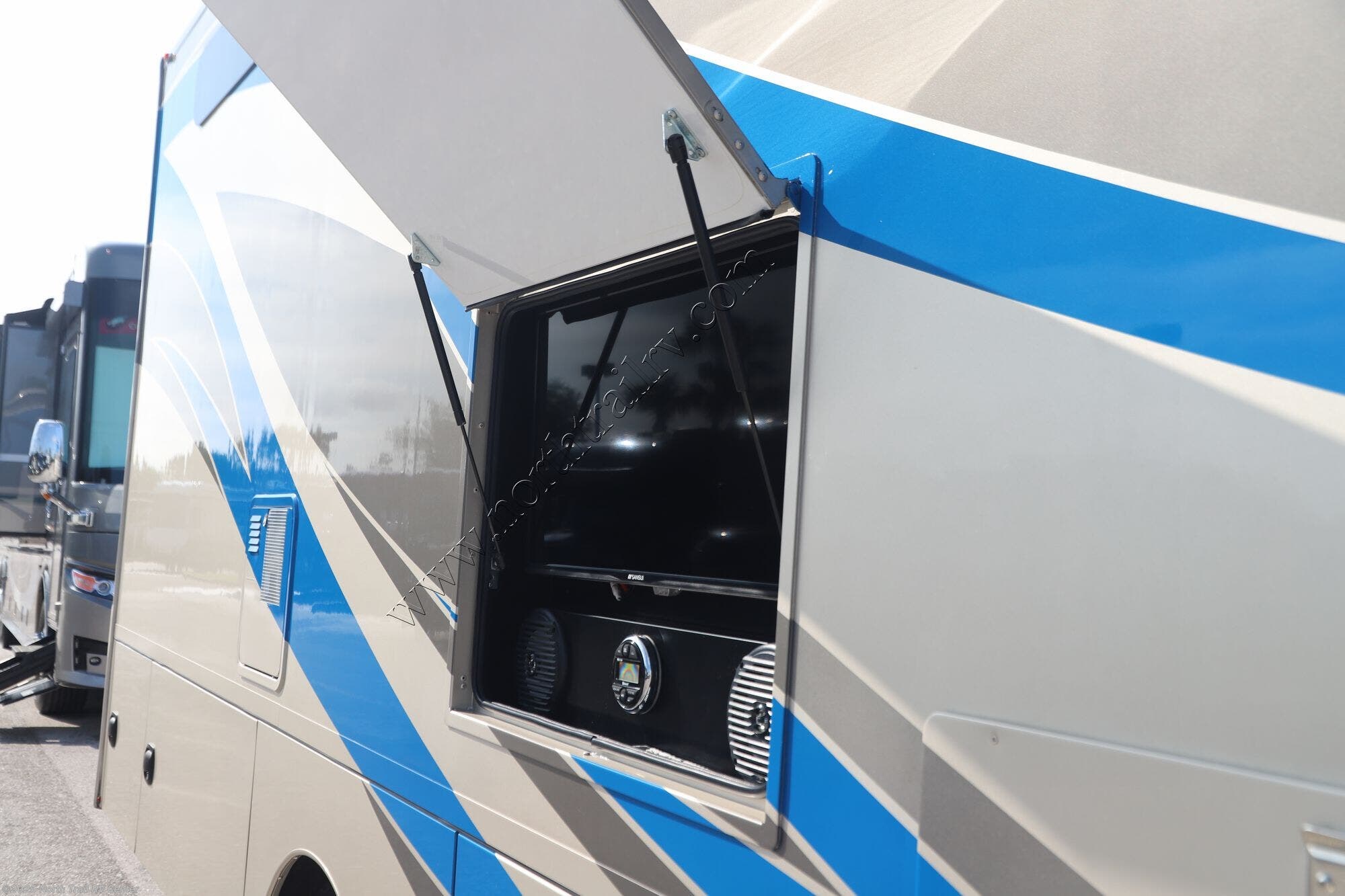 2019 Renegade RV Veracruz 35FWS RV for Sale in Fort Myers, FL 33905