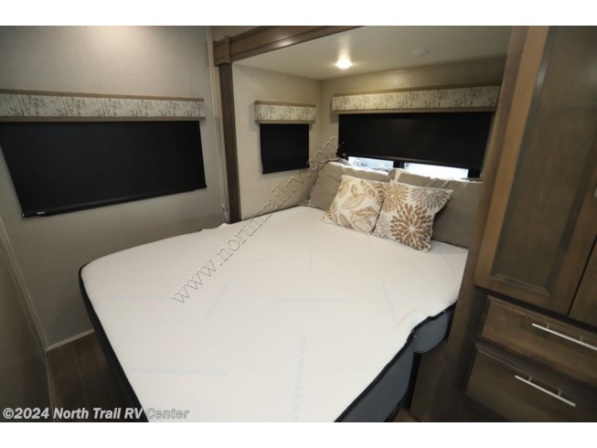 2021 Isata 3 24FW by Dynamax Corp from North Trail RV Center in Fort Myers, Florida