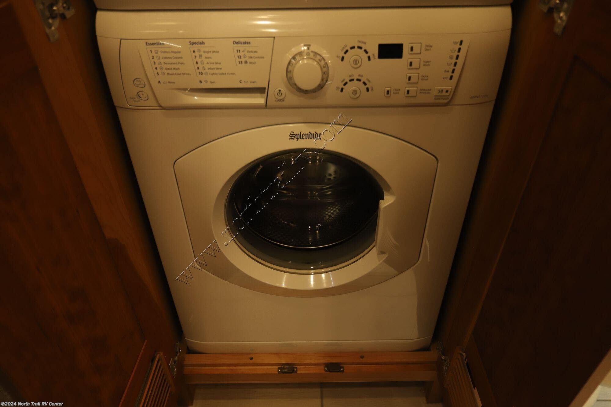 hotpoint aquarius wmf540 6kg washing machine