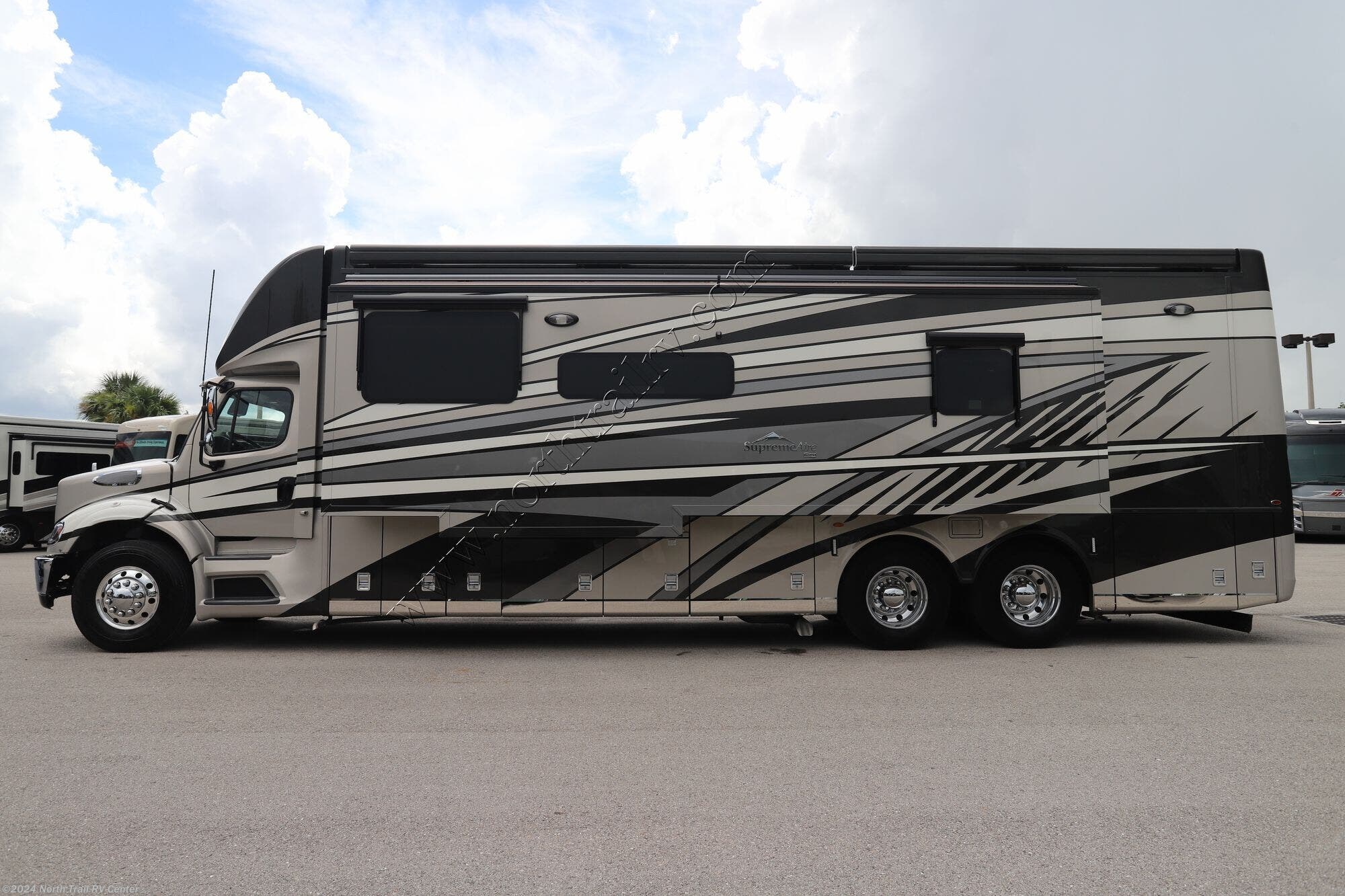 2024 Newmar Supreme Aire 4051 RV for Sale in Fort Myers, FL 33905