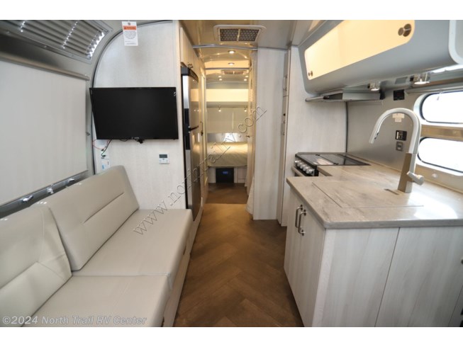 2024 Airstream International 25FB - New Travel Trailer For Sale by North Trail RV Center in Fort Myers, Florida