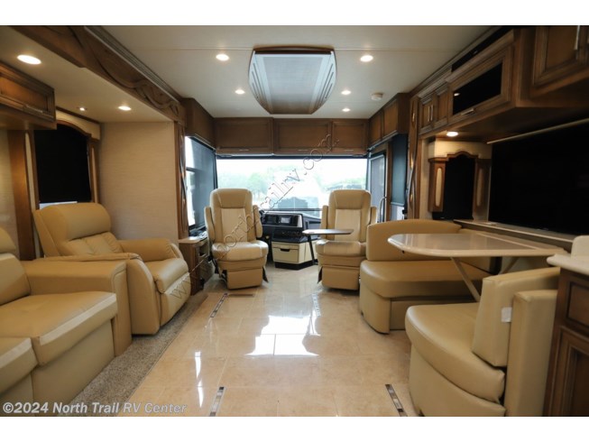 2019 Ventana 3412 by Newmar from North Trail RV Center in Fort Myers, Florida